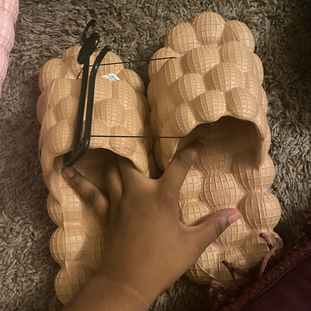 Never worn bubble slides!